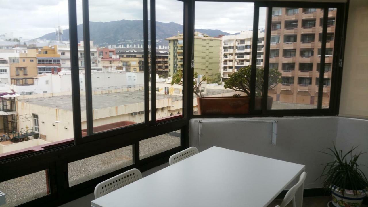 Apartamento Junto Al Puerto De Fuengirola Apartment Bagian luar foto